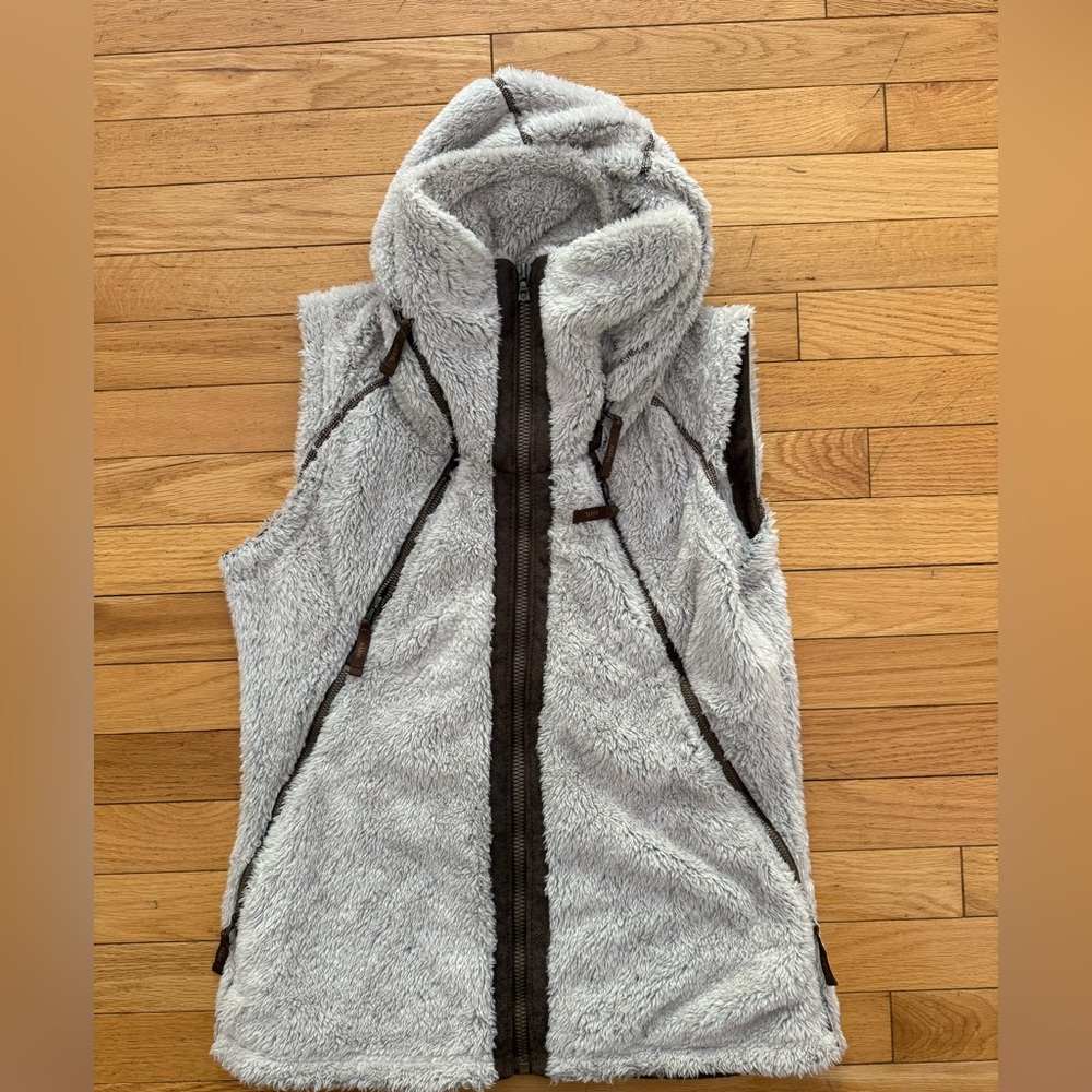 Kuhl Women’s Flight Vest Teddy Fleece Soft Size Medium